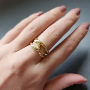 ANEL OURO AJUSTÁVEL ENTRELAÇADO