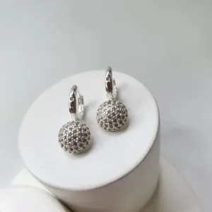 BRINCO PRATA BOLA ZIRC