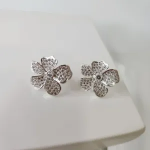 BRINCO PRATA FLOR ZIRC