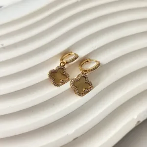BRINCO OURO ARGOLA TREVO ZIRC