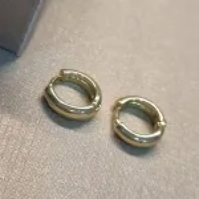 BRINCO ARGOLA OURO LISA GOTA P	