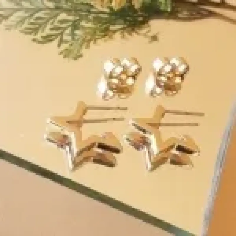 BRINCO OURO ARGOLA ESTRELA M