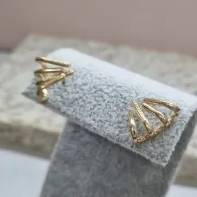 BRINCO OURO GARRAS	