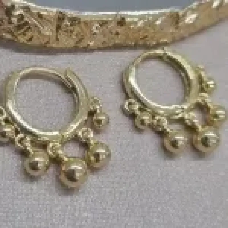 BRINCO OURO TRANQUETA BOLINHAS