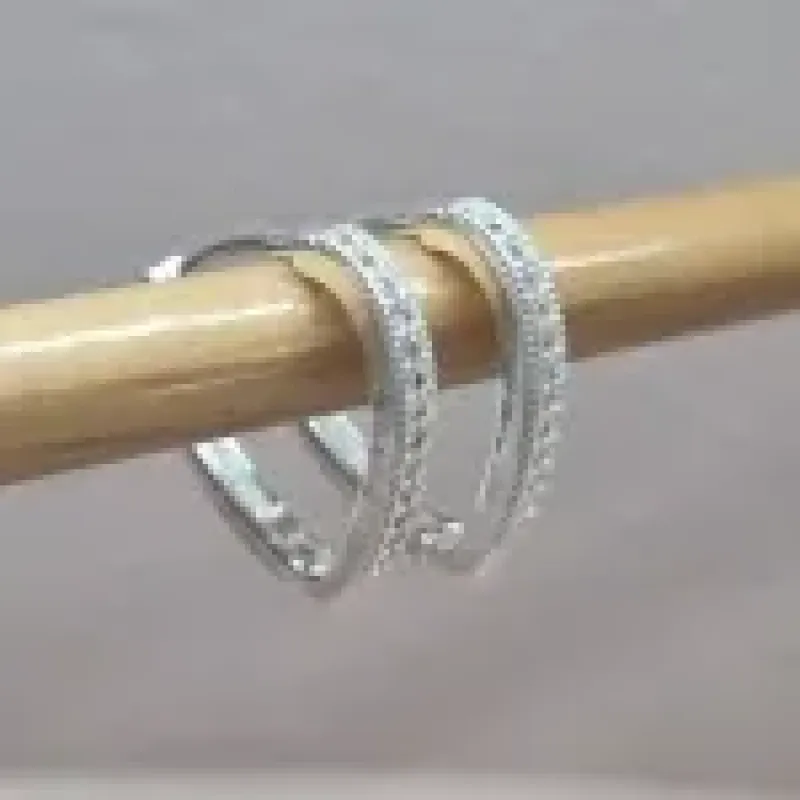 BRINCO PRATA ARGOLA C ZIRCS G	