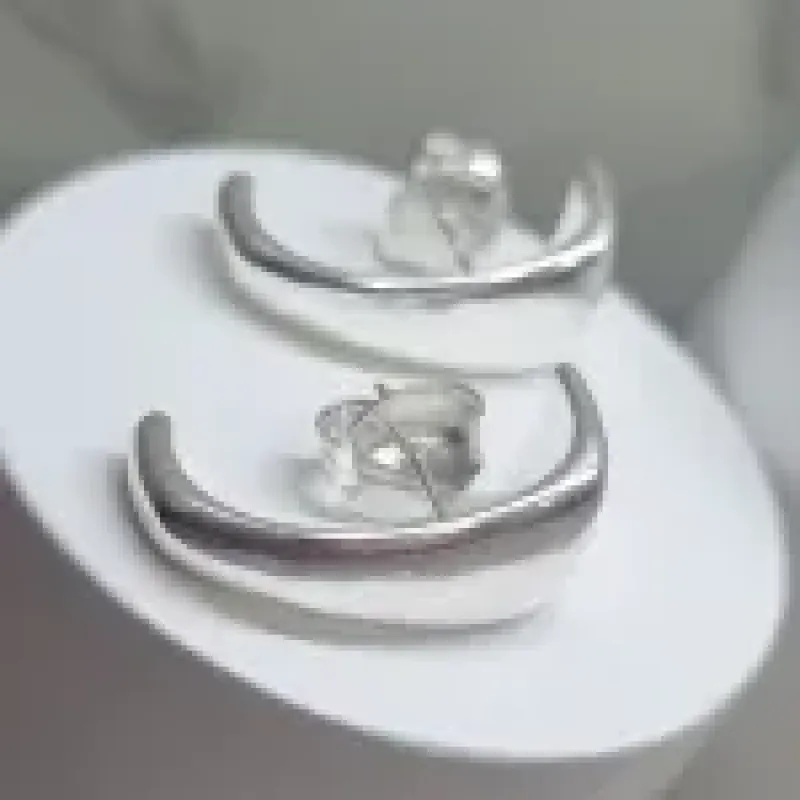 BRINCO PRATA EAR HOOK CHAPADO	