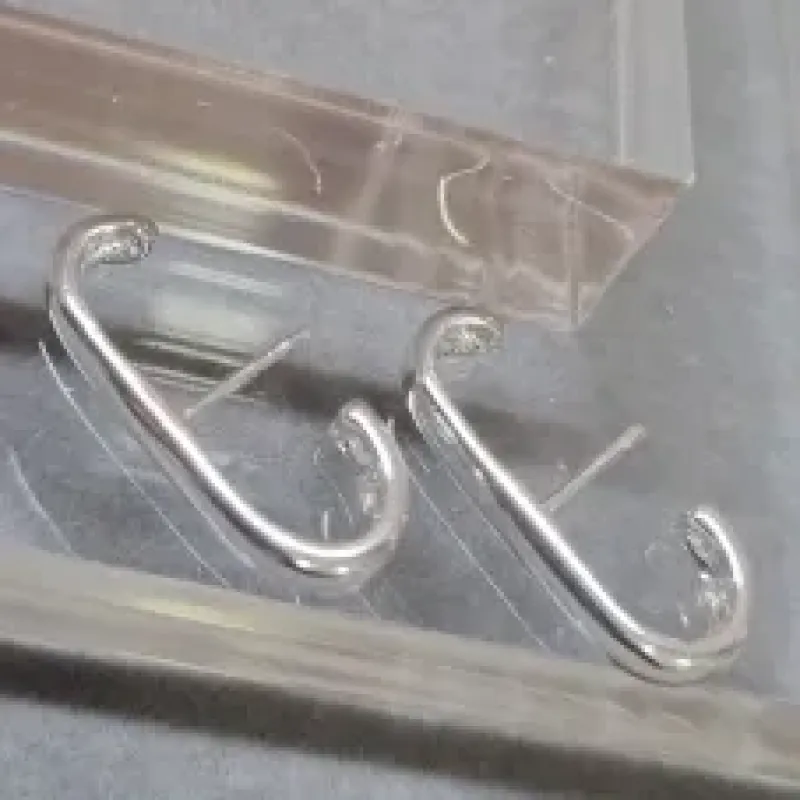 BRINCO PRATA EAR HOOK GUTA	