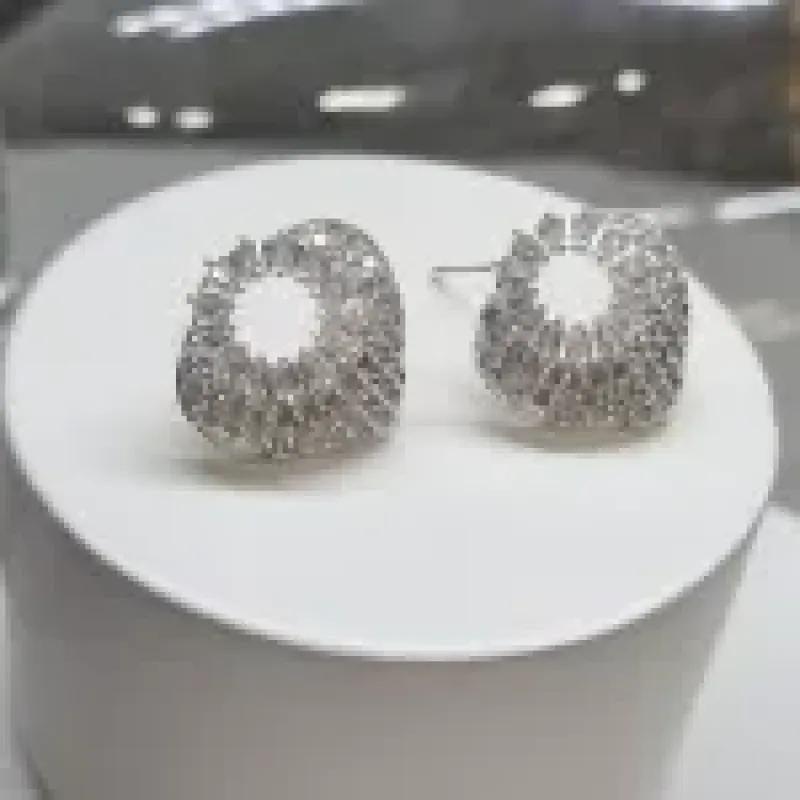 BRINCO PRATA LUXO ZIRC