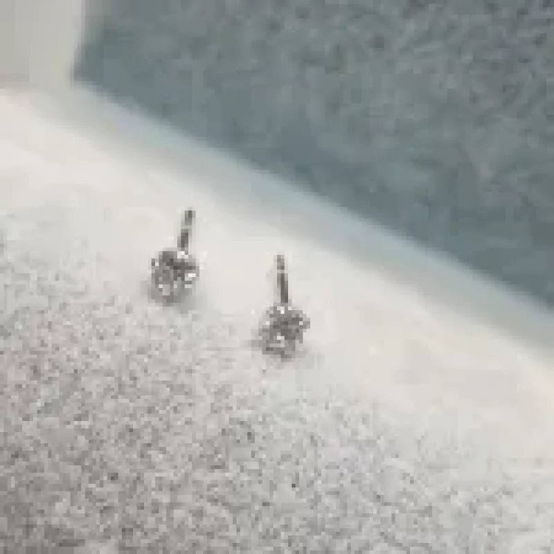 BRINCO PRATA LUZ MINI	
