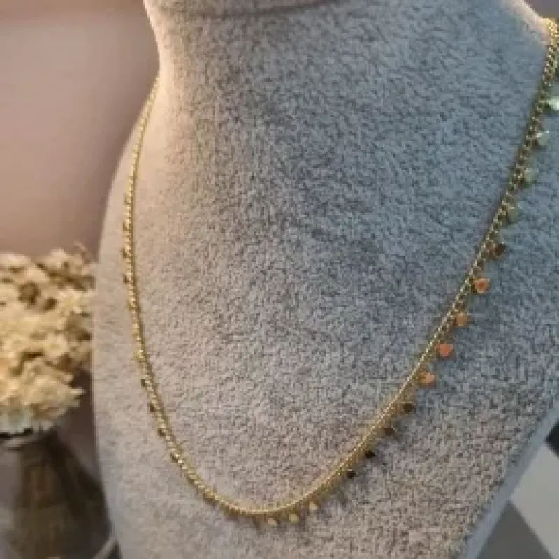 COLAR OURO CHOKER CORAÇÕES FIXAS	