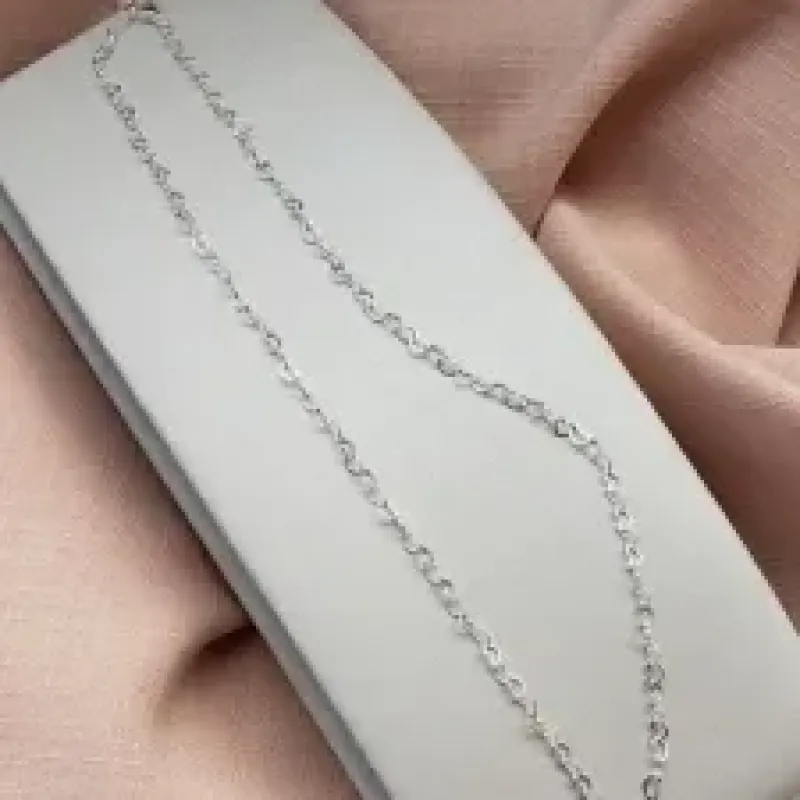 COLAR PRATA CORA V