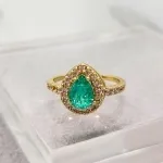 ANEL OURO GOTA VERDE