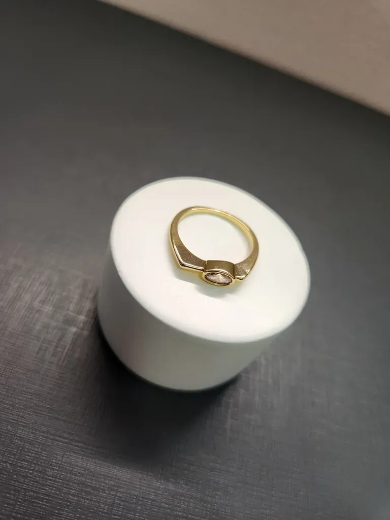 ANEL OURO OVAL