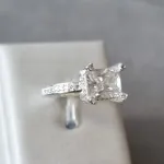 ANEL PRATA SOLITÁRIO QUADRADO CRISTAL