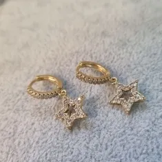 BRINCO OURO ARGOLA ESTRELA CRISTAL B	