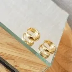 BRINCO OURO ARGOLA GOTA LISA P	