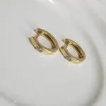 BRINCO OURO ARGOLA OVAL PONTO LUZ P