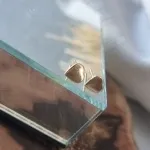 BRINCO OURO CORAÇÃO CHAPADO M