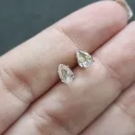 BRINCO OURO CRISTAL GOTA	