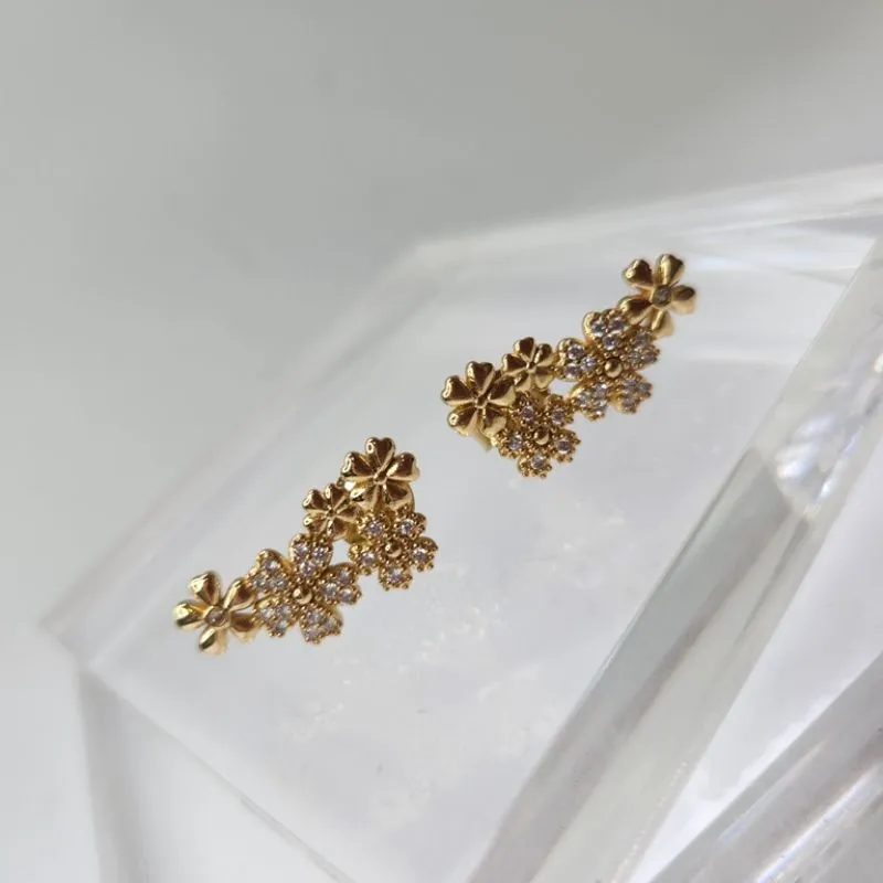 BRINCO OURO EAR CUFF FLORES