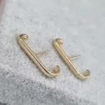 BRINCO OURO EAR HOOK LISO 	