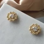 BRINCO OURO FLÔ CRISTAL