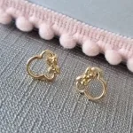 BRINCO OURO MINNIE