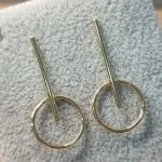 BRINCO OURO PINO CIRC	