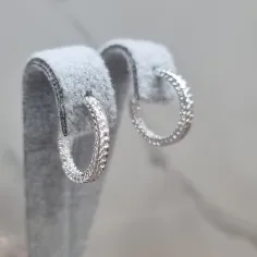 BRINCO PRATA ARGOLA DIAMANTADA P	
