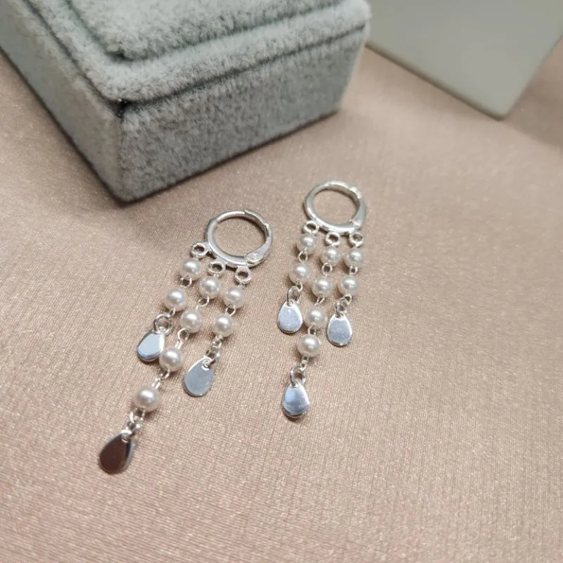 BRINCO PRATA ARGOLA TRANQ PÉROLAS