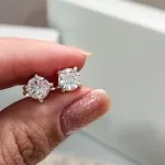 BRINCO PRATA CIRCULO P CRISTAL