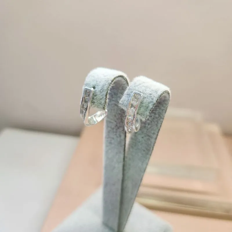 BRINCO PRATA EAR HOOK NAVETES Q