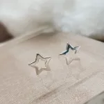 BRINCO PRATA ESTRELINHA VAZADA	