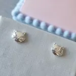 BRINCO PRATA GATINHO