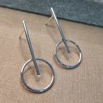 BRINCO PRATA PINO CIRC	