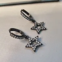 BRINCO RODIO NEGRO ARGOLA ESTRELA	
