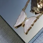 COLAR OURO BORBOLETA ESMALTADA