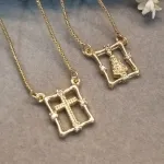 COLAR OURO ESCAPULÁRIO RETANG ZIRC	