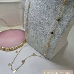 COLAR OURO LONGO ESTRELAS	