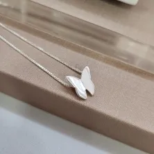 COLAR PRATA BORBOLETA L