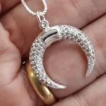 COLAR PRATA DENTE ZIRC