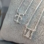 COLAR PRATA ESCAPULÁRIO RETANG ZIRC	