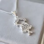 COLAR PRATA MENINA ZIRCÔNIAS