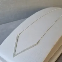 COLAR PRATA V	