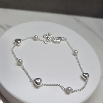 PULSEIRA PRATA PÉROLA CORAÇÃO	