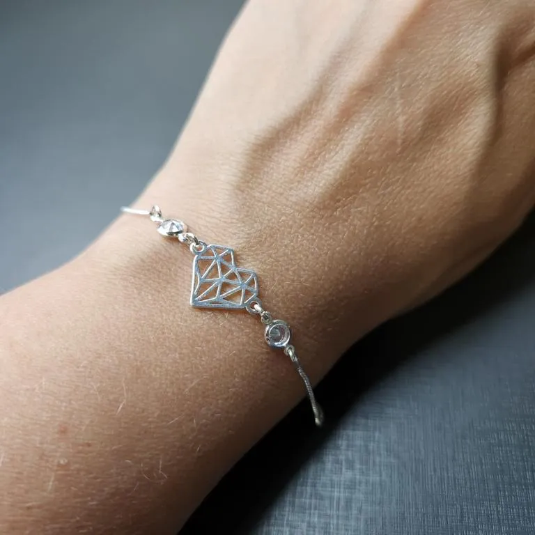 PULSEIRA PRATA CORAÇÃO ARABESCO