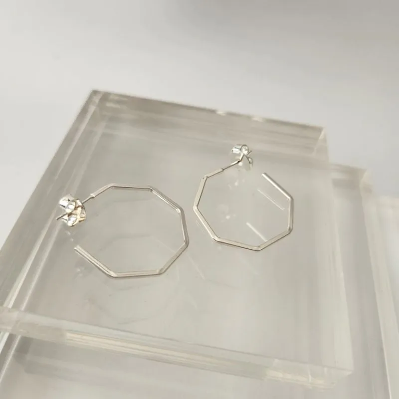 BRINCO PRATA ARGOLA OCTAGONAL P